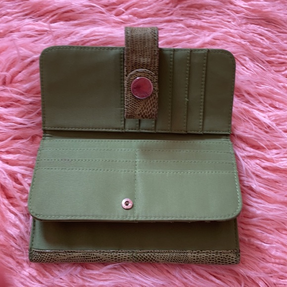 Kenneth Cole Wallet - Picture 4 of 5